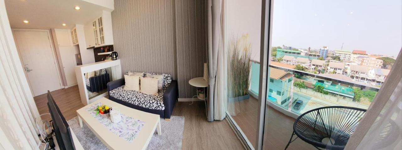 Sweet Seaview Flr6 With Toproop Pool Flr7 At The Blux Bangsaen Exterior photo